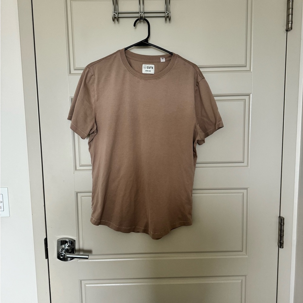 Cuts Medium Light Brown/Tan Rival T-Shirt Used in Great Condition